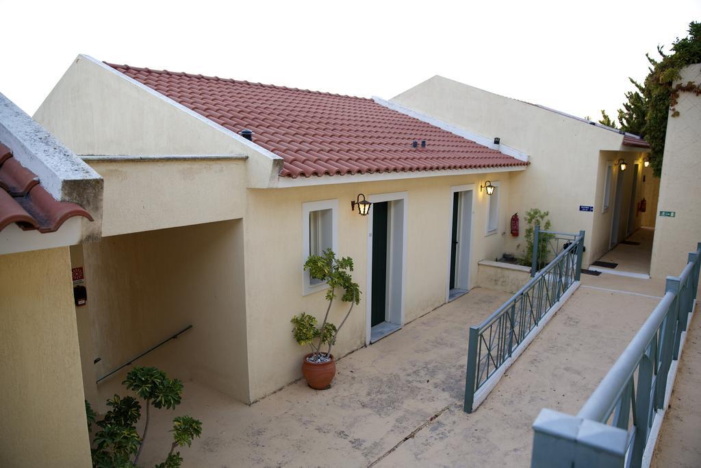 Mouikis Sun Village Appart hôtel Lakíthra