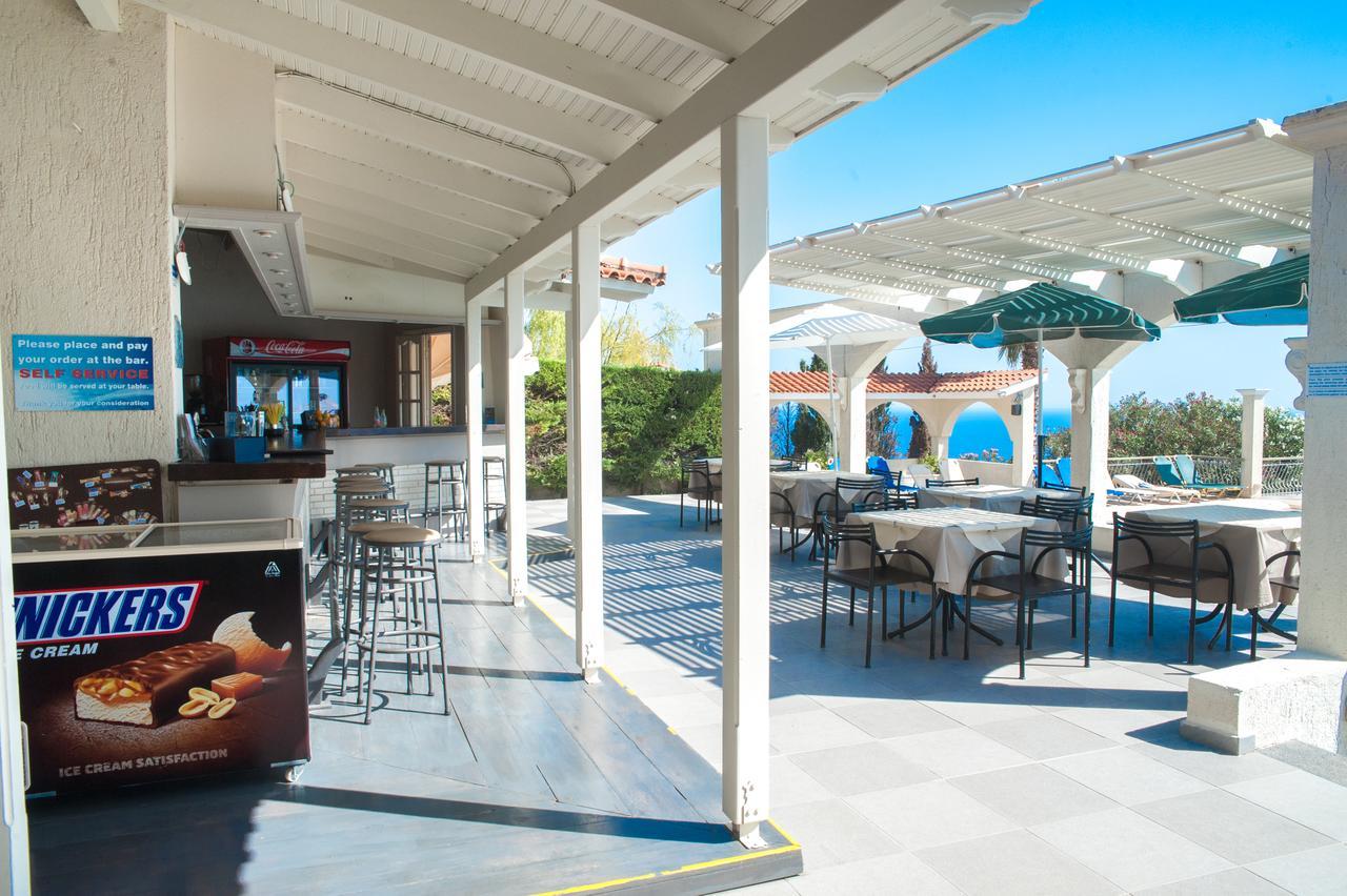 Appart hôtel Mouikis Sun Village 3*