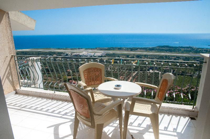 Mouikis Sun Village 3*