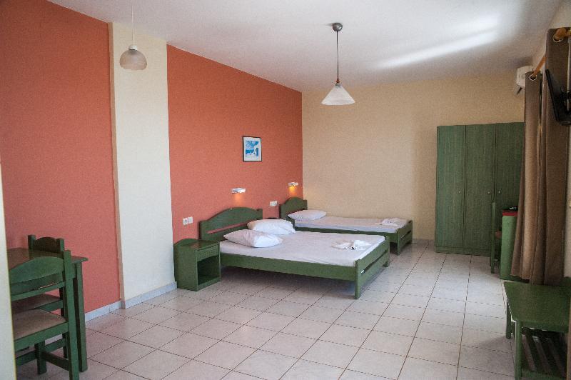 Mouikis Sun Village Hotel apartamentowy 3*