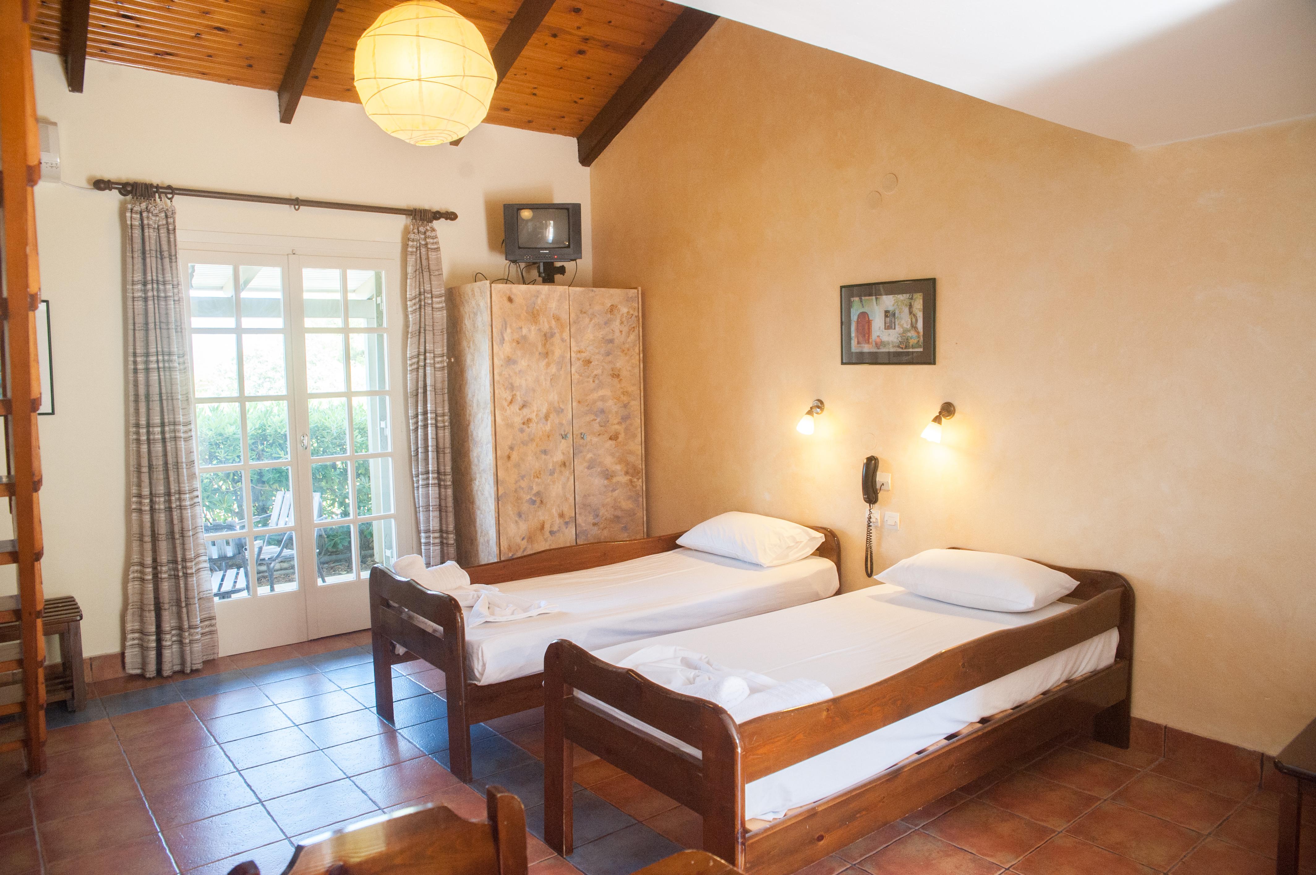 Aparthotel Mouikis Sun Village Lakíthra